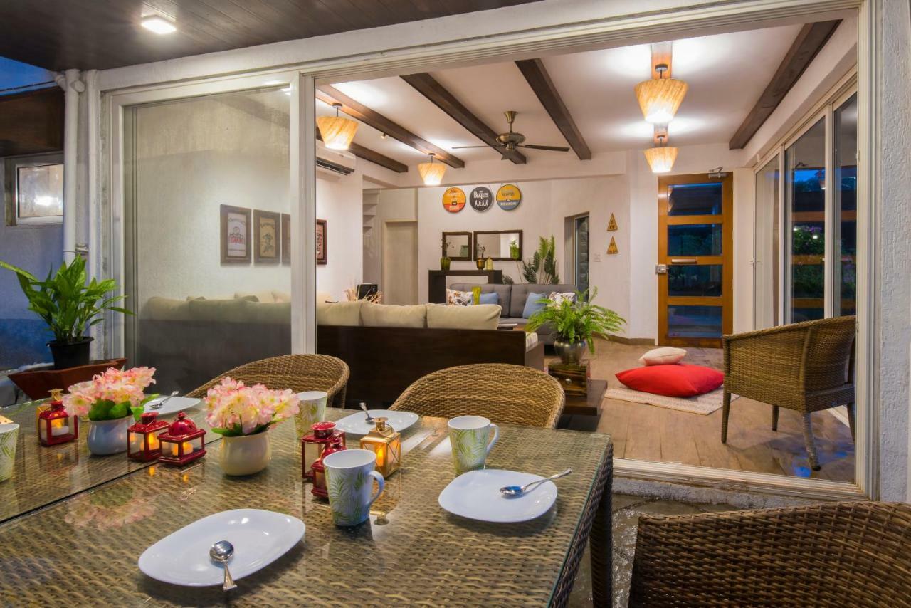 El Lodge By Stayvista - Pool, Lawn, And A Charming Gazebo For Your Perfect Getaway Lonavala Kültér fotó